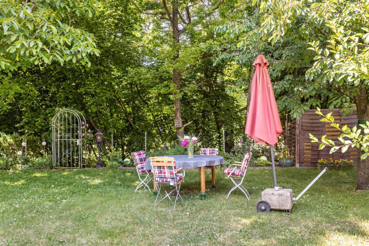 Haus Am Muehlenbach Apartment Hilzingen Екстериор снимка
